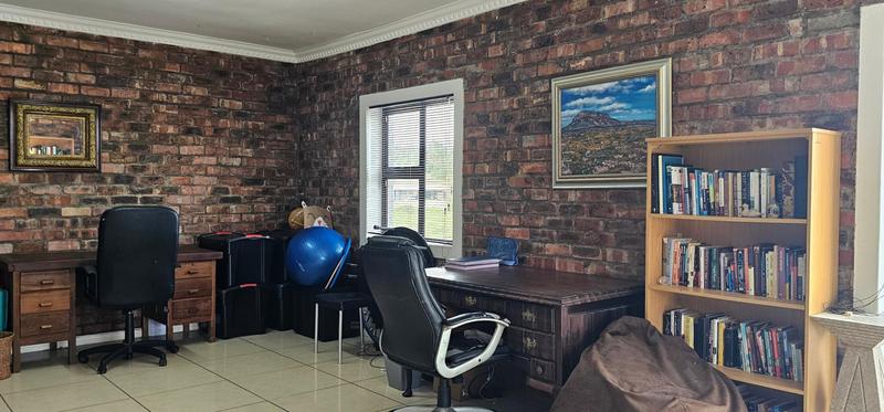 6 Bedroom Property for Sale in Country Club Western Cape